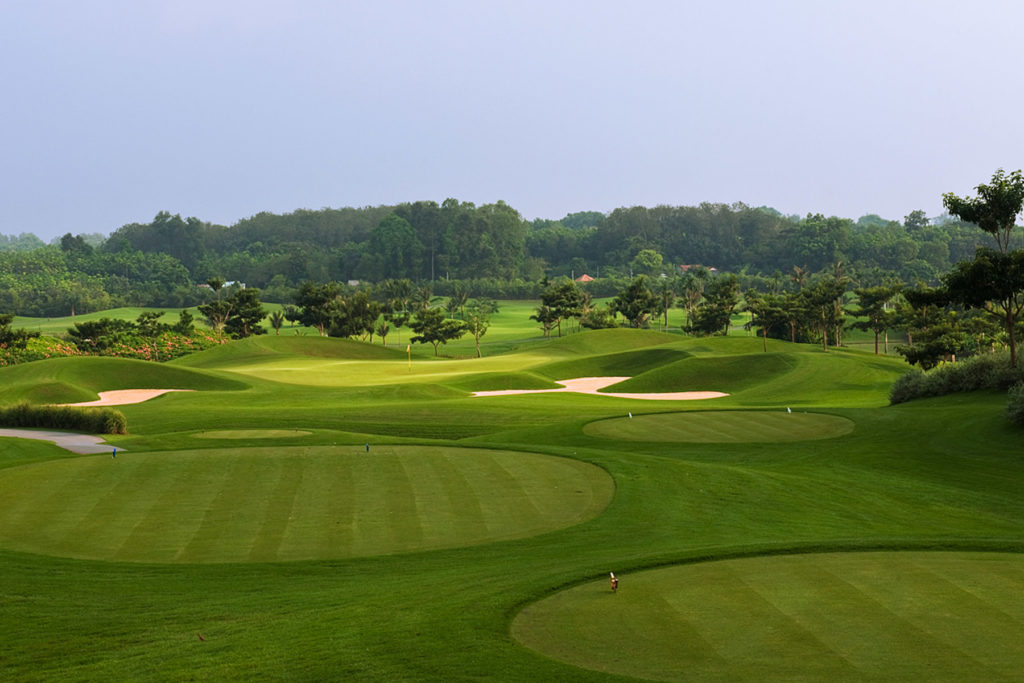 sân golf đầm vạc