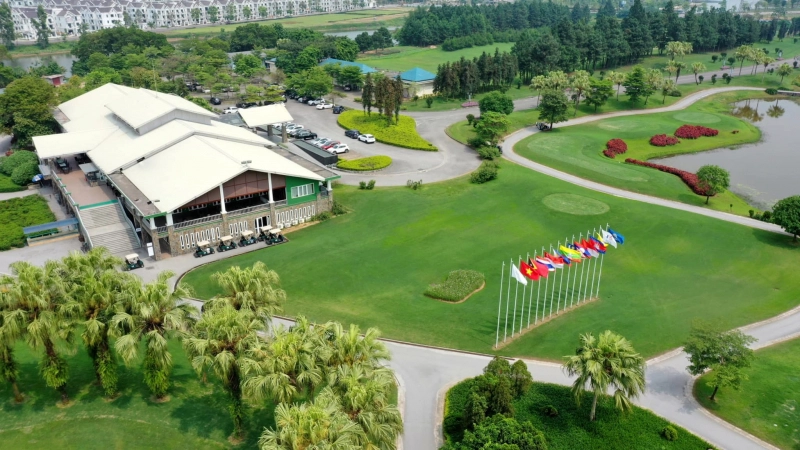 sân golf đầm vạc