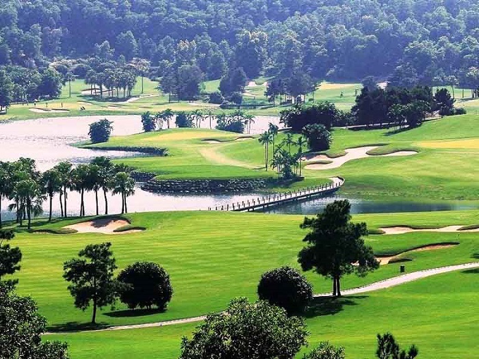 sân golf đầm vạc