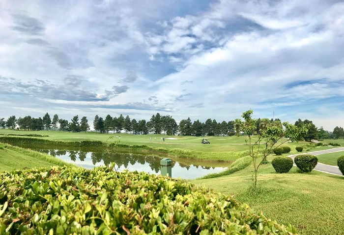 sân golf đầm vạc