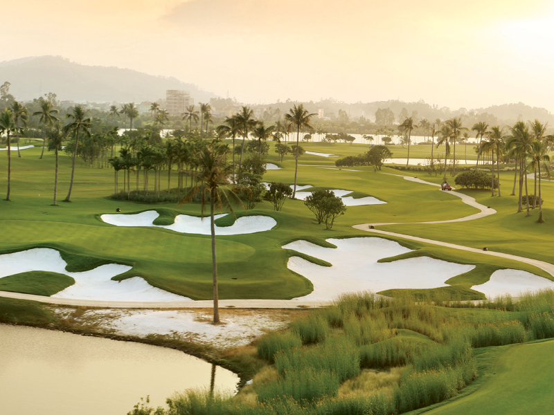 hình ảnh đẹp về sân golf Sông Giá