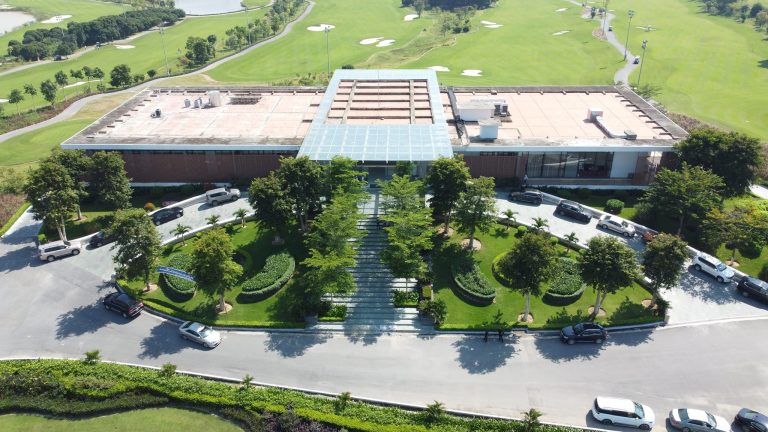nhà câu lạc bộ sân golf mường thanh diễn lâm
