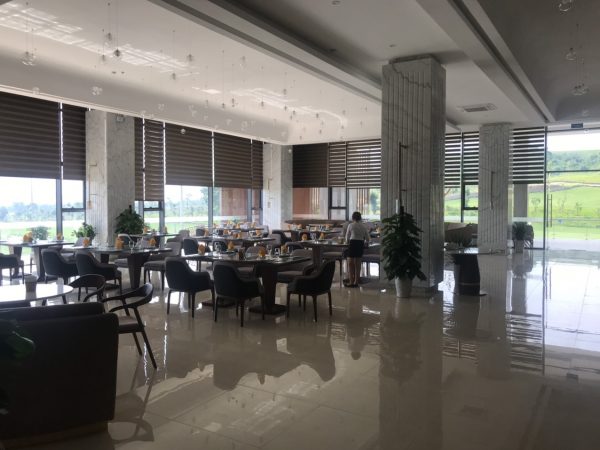 nhà hàng sân golf mường thanh diễn lâm