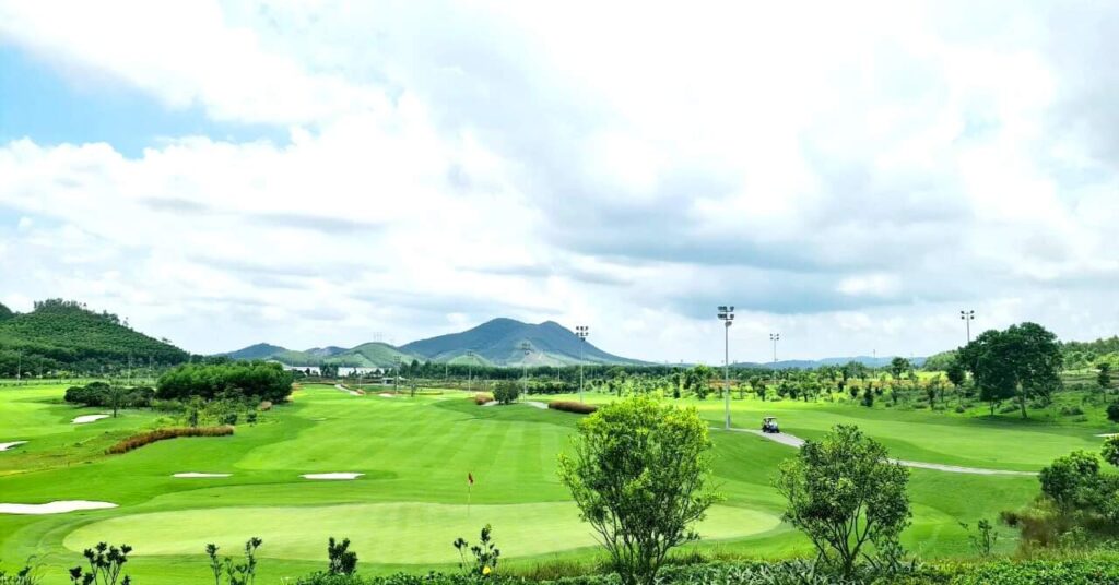 Sân golf Xuân Thành