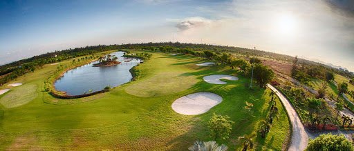 sân golf harmonie
