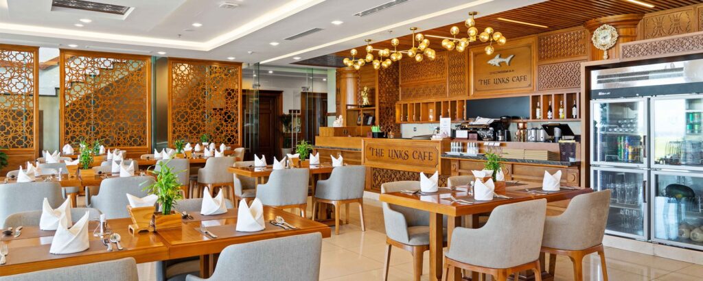 nhà hàng sân golf KN Links Cam Ranh