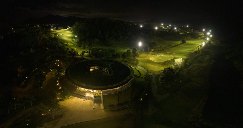 đèn đêm sân golf Bà Nà Hills