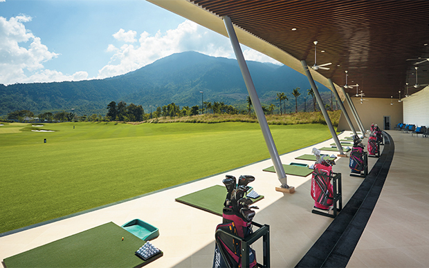 sân tập golf Bà Nà Hills