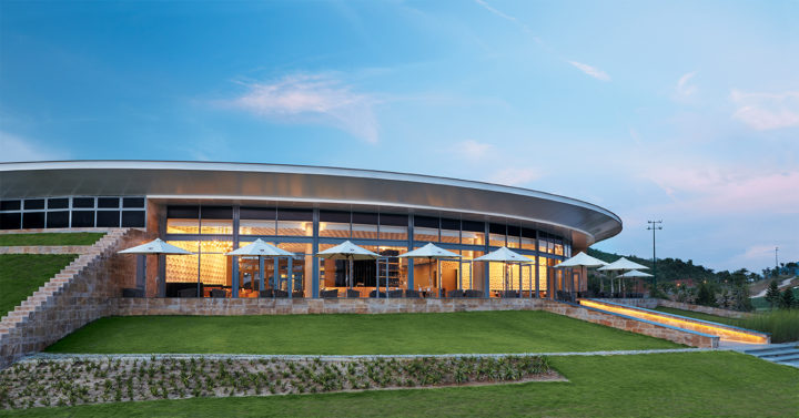 nhà câu lạc bộ sân golf Bà Nà Hills