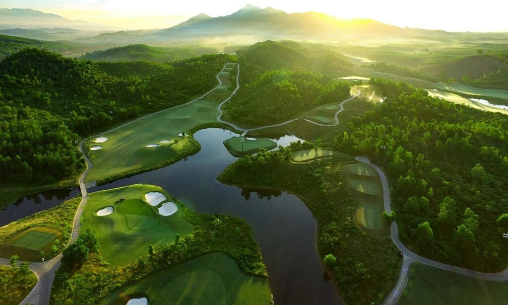 sân golf Bà Nà Hills