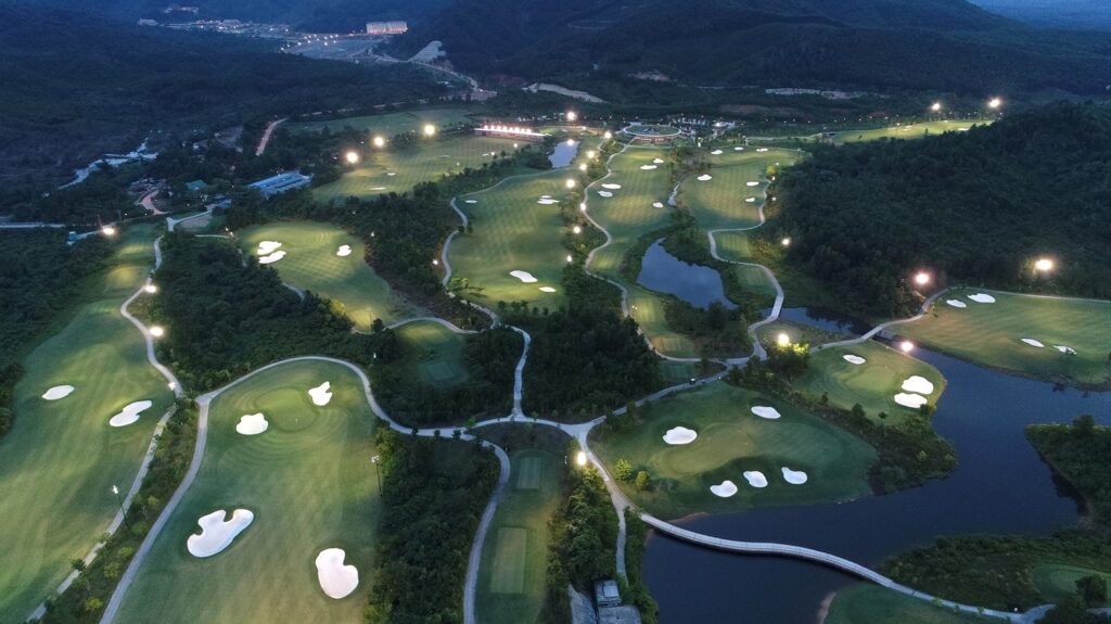 sân golf Bà Nà Hills