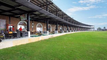 sân tập golf hà đông